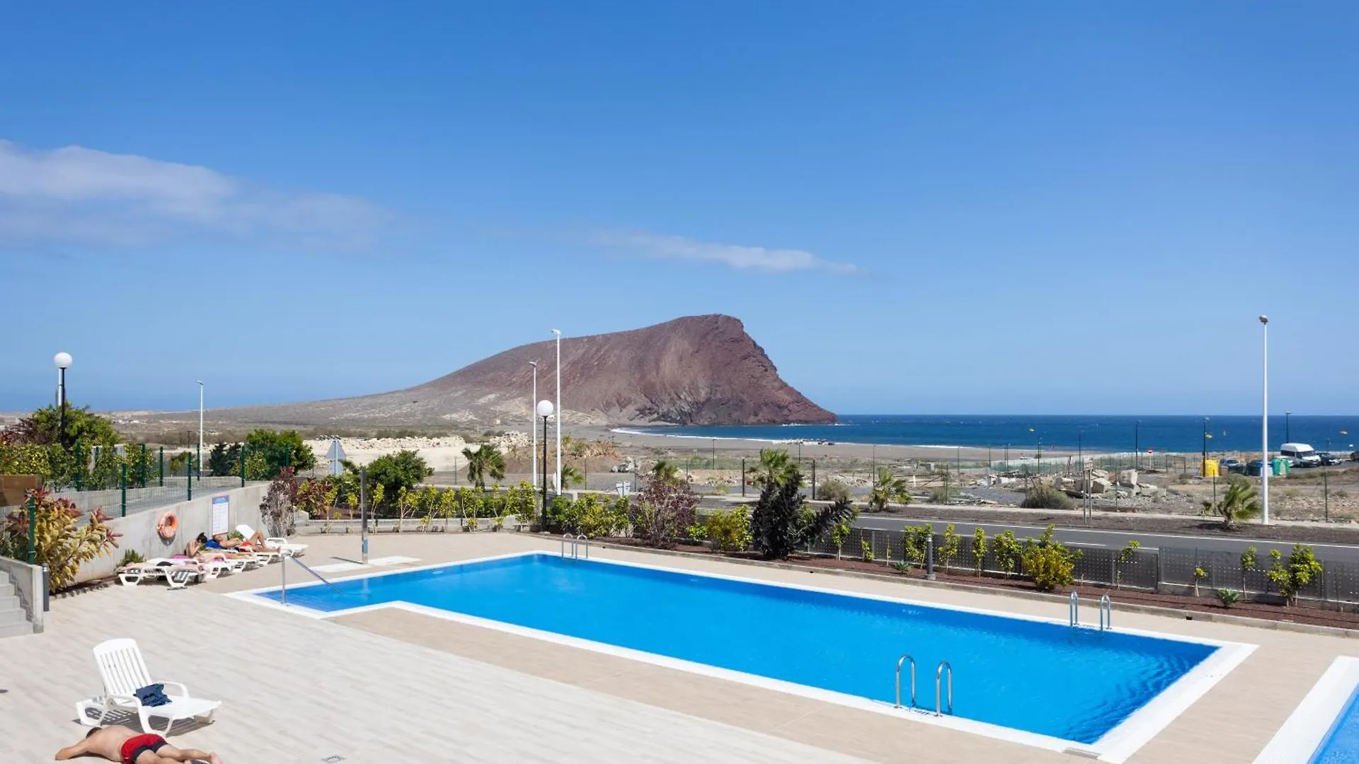 Home2Book Stylish & Relax Attic La Tejita, Pool