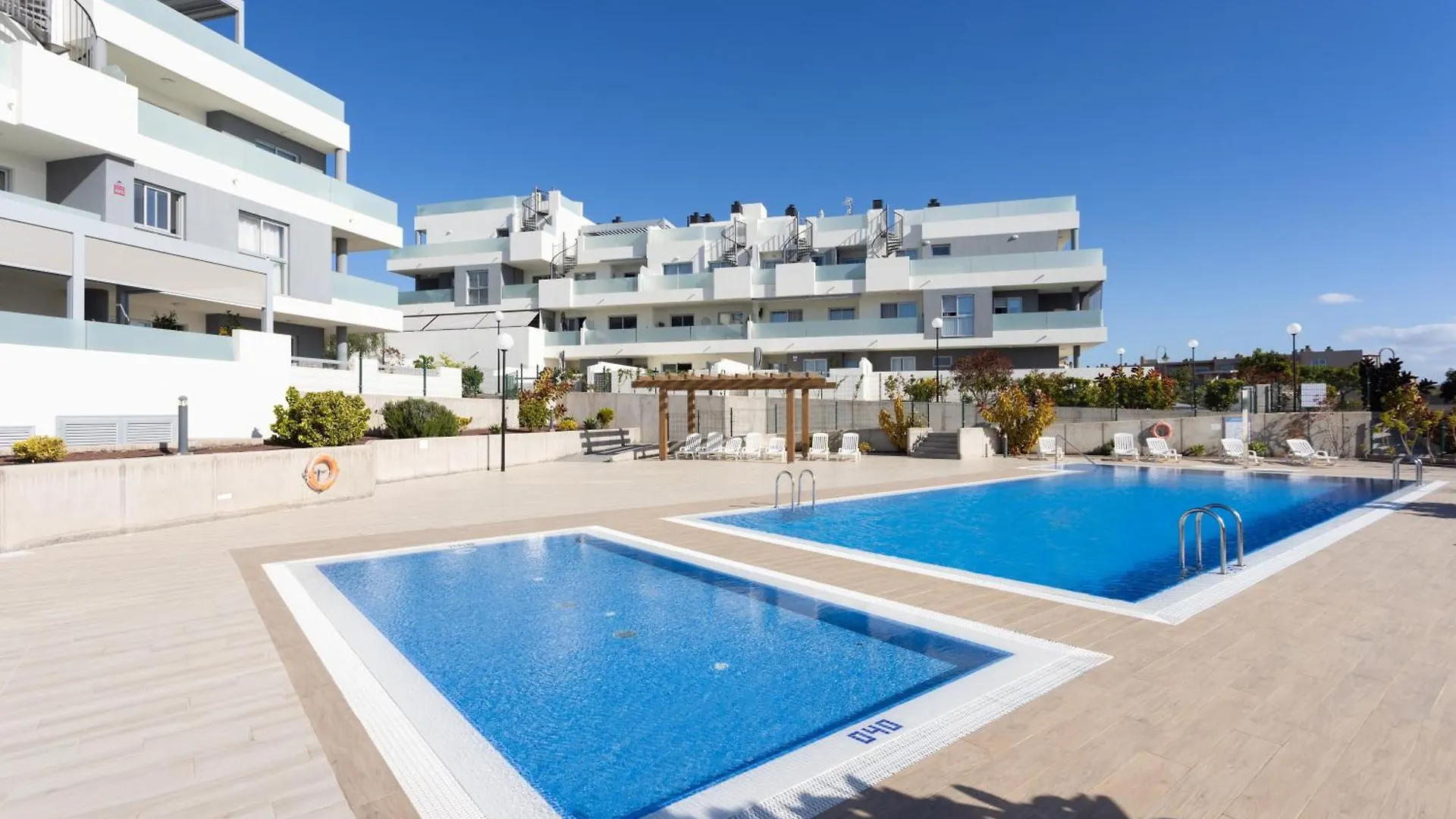 Home2Book Stylish & Relax Attic La Tejita, Pool ספרד